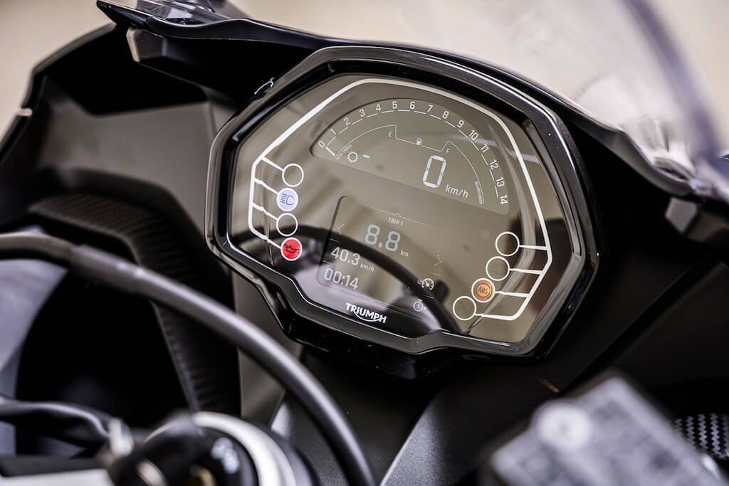 TRIUMPH-Daytona-6603