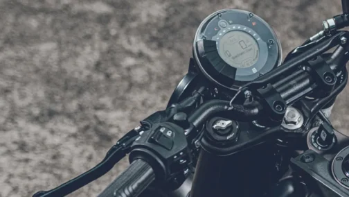 Husqvarna-Svartpilen-401 2